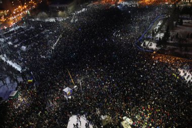 Romanya bozulması hukuk rahatlatır gibi binlerce protesto