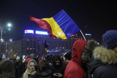 Romanya bozulması hukuk rahatlatır gibi binlerce protesto