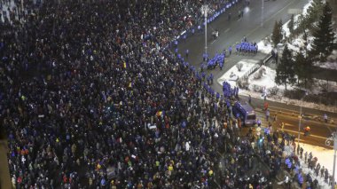 Mahkum protesto Rumen planı mazur gör.