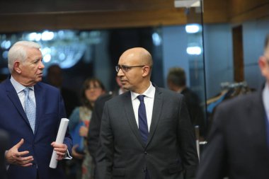 Teodor Viorel Melescanu ve Harlem Desir