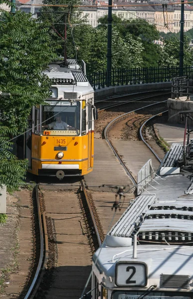 布达佩斯 匈牙利 2009年5月21日 布达佩斯的黄色电车 — 图库照片
