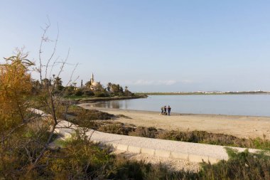 Hala Sultan Tekke Kıbrıs'ta Larnaka Tuz Gölü