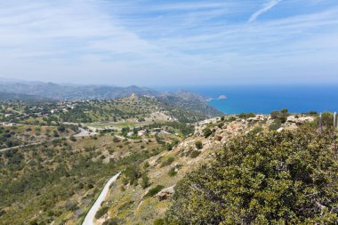 Manzaralı Kurutepe alanının Vouni Sarayı, Kıbrıs görüntülendi