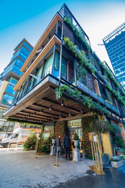 Ivy Restoranı ve Brasserie 'nin dışında, Spinningfields