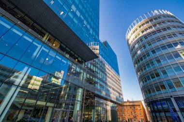 Spinningfields 'ın sokak manzarası modern bir alandır.