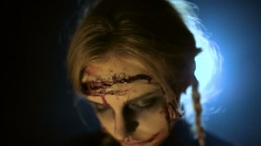 zombi dilimlenmiş kişi ile