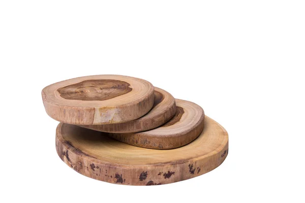 Tabla de cortar redonda de madera aislada sobre fondo blanco con camino de recorte (listo para hacer la selección ) — Foto de Stock