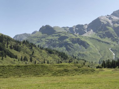 Doğal Alp kayalık dağ Vadisi, Sportgastein yaz.