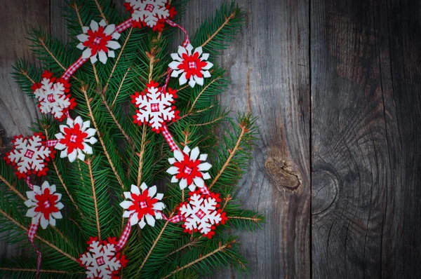 Rama de abeto decorado con luces de Navidad — Foto de Stock