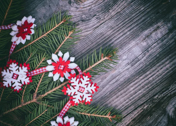 Guirnalda de Navidad de ramas de abeto — Foto de Stock