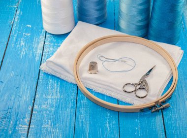 Nakış ve dikiş için beyaz bezle biriktiricileri yılında Konuları