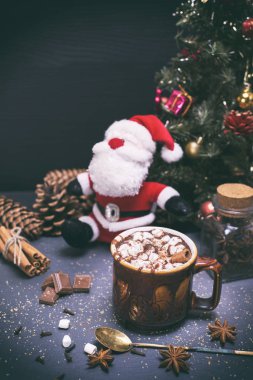 sıcak çikolata kahverengi bir seramik kupa 