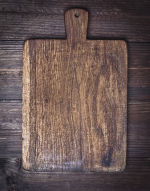 çok eski kahverengi mutfak kesme tahtası saplı