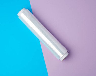 Ürünleri paketlemek için şeffaf beyaz polietilen ile sarın