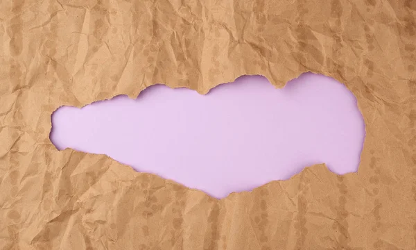 Texture de papier froissé à partir d'une feuille de papier brun avec s gras — Photo