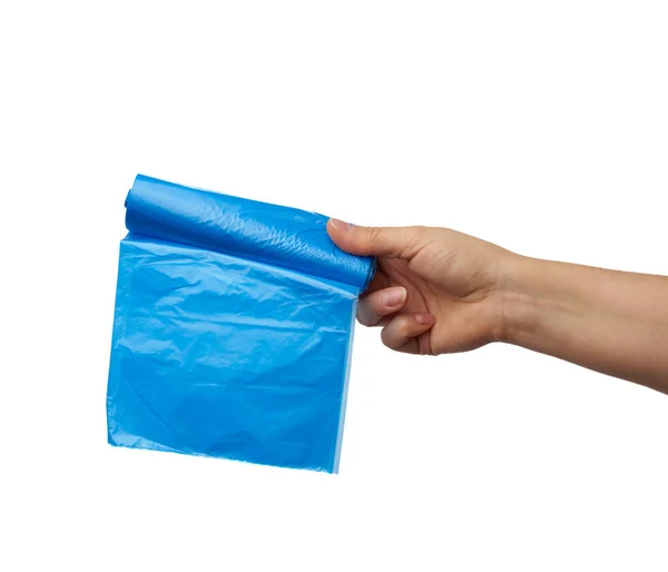 Weibliche Hand Hält Ein Bündel Blauer Plastiktüten Für Müll Ein — Stockfoto