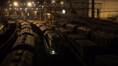 Yük treni, Odessa gece limanda deniz