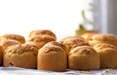 Paskalya, Paskalya kek veya Paskalya ev yapımı ekmek