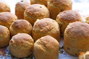 Paskalya, Paskalya kek veya Paskalya ev yapımı ekmek