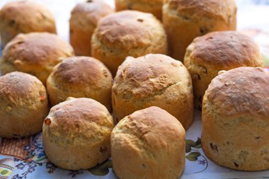 Paskalya, Paskalya kek veya Paskalya ev yapımı ekmek