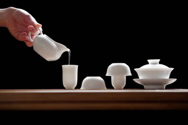 çay töreni bambu masada, yeşil çay hazırlanması ayarla