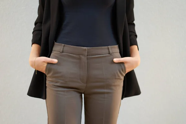 Fashion. Closeup portrait of young attractive woman near white b — Stock Photo, Image