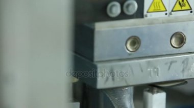 Tek basma işleminin yavaş kapatın