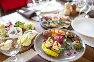 pkhali meze plaka restoran, Gürcü çanak