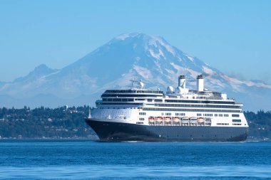 Yolcu gemisi, Puget Ses ve Mount Rainier