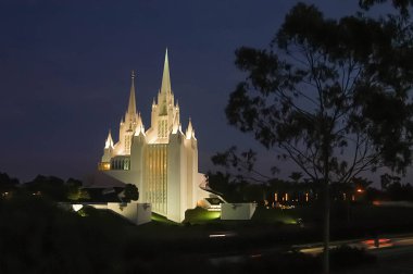 Mormon Tapınağı