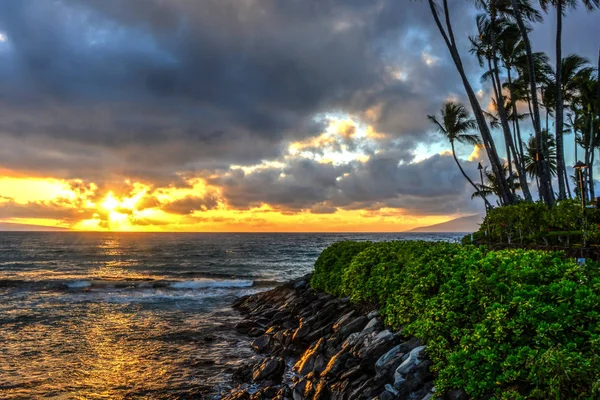 Kış zamanında Maui güneş ayarı — Stok fotoğraf