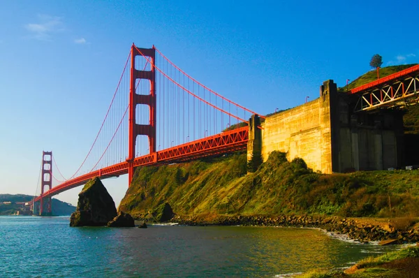 Ponte cancello dorato — Foto Stock