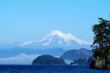 MT Baker sabah