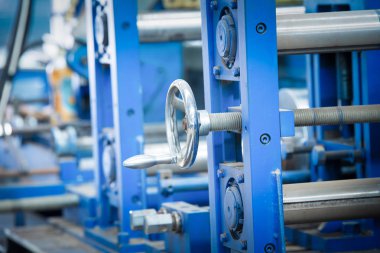 Atölye, büyük çelik işleme tesisi