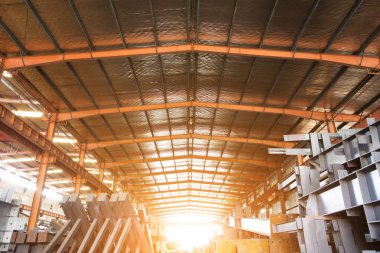 Büyük çelik işleme tesisi