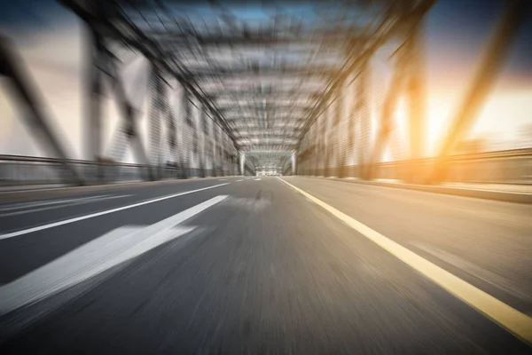 Bridges High Speed Driving Truck — Stock Photo, Image