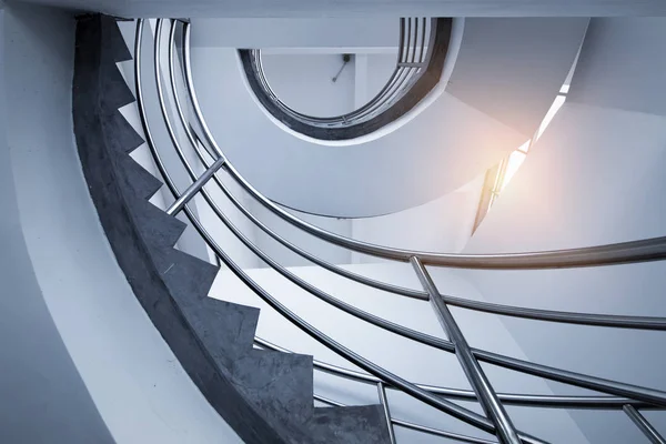 Черно Белая Спиральная Лестница Площади — стоковое фото