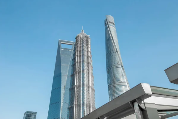 Сучасне Будівництво Фінансового Центру Лудзядзуй Шанхай Чині — стокове фото