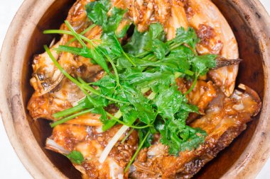 teriyaki sosu ve beyaz tabak, popüler Japon mutfağı pirinç Mackerel(Saba) biftek ızgara