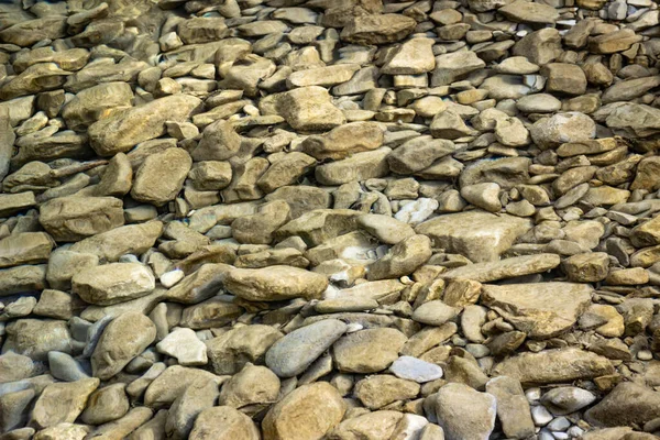 Необычные Камни Водой — стоковое фото