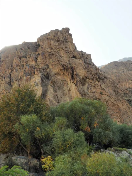 Kargah Buddha Mountain Rock Escultura em Gilgit, Gilgit-Baltistan, Norte do Paquistão — Fotografia de Stock