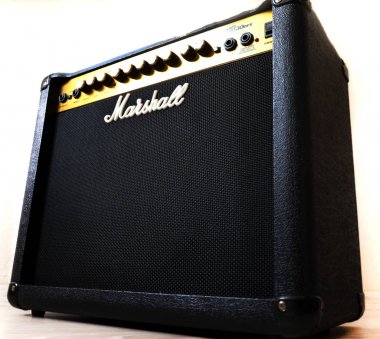 Marshall 30dfx amplifikatör