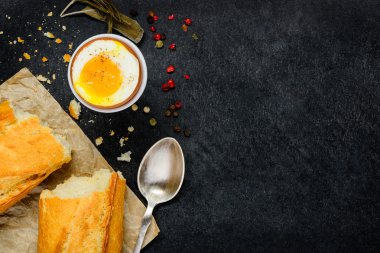 Kopya alanı ile haşlanmış yumurta