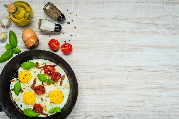 Fried  Broken Eggs with Copy Space — Stock Photo, Image