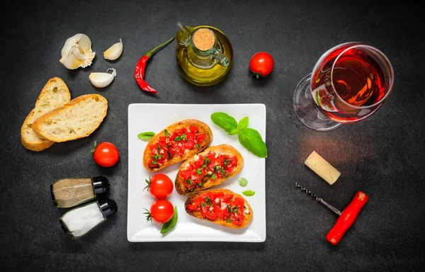 Bruschetta Rose bor és olívaolaj — Stock Fotó