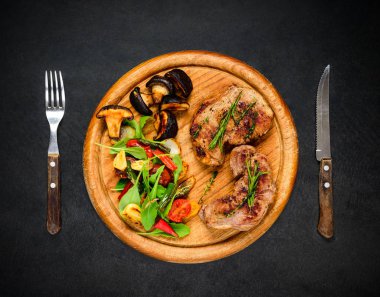 Sebzeli ızgara biftek