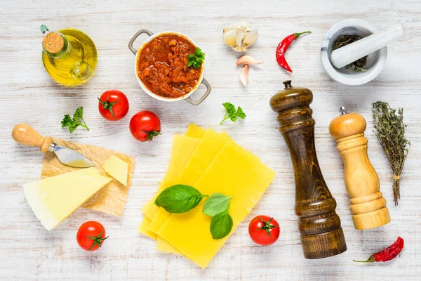 Італійської кухні приготування інгредієнтів у вид зверху — стокове фото