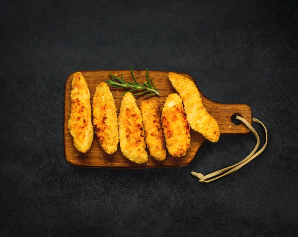 Fırında tavuk kanatları