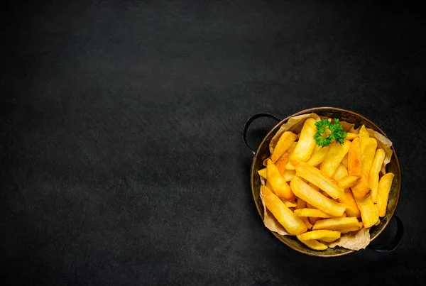 Papas fritas y espacio de copia — Foto de Stock