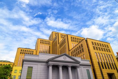 Geleneksel Ortodoks Yahudilerin sembolü olan tarihi Altın Gül sinagogunun cephesinde yer alan altı noktalı Yahudi yıldızı. Dnipro şehri, Ukrayna, Dnepropetrovsk